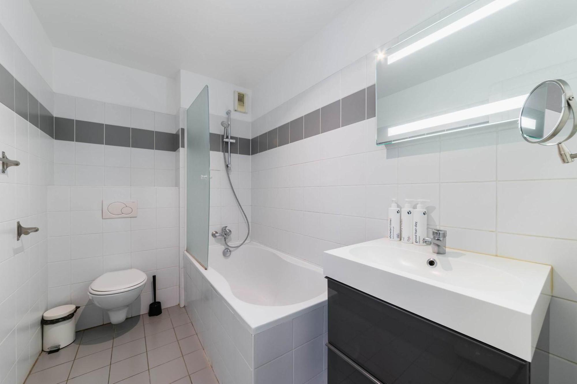Apartment Zzz Buffon Samlize